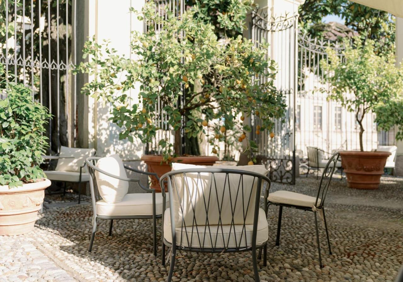 Caffe Delle Rose Les Chambres Verbania Ngoại thất bức ảnh